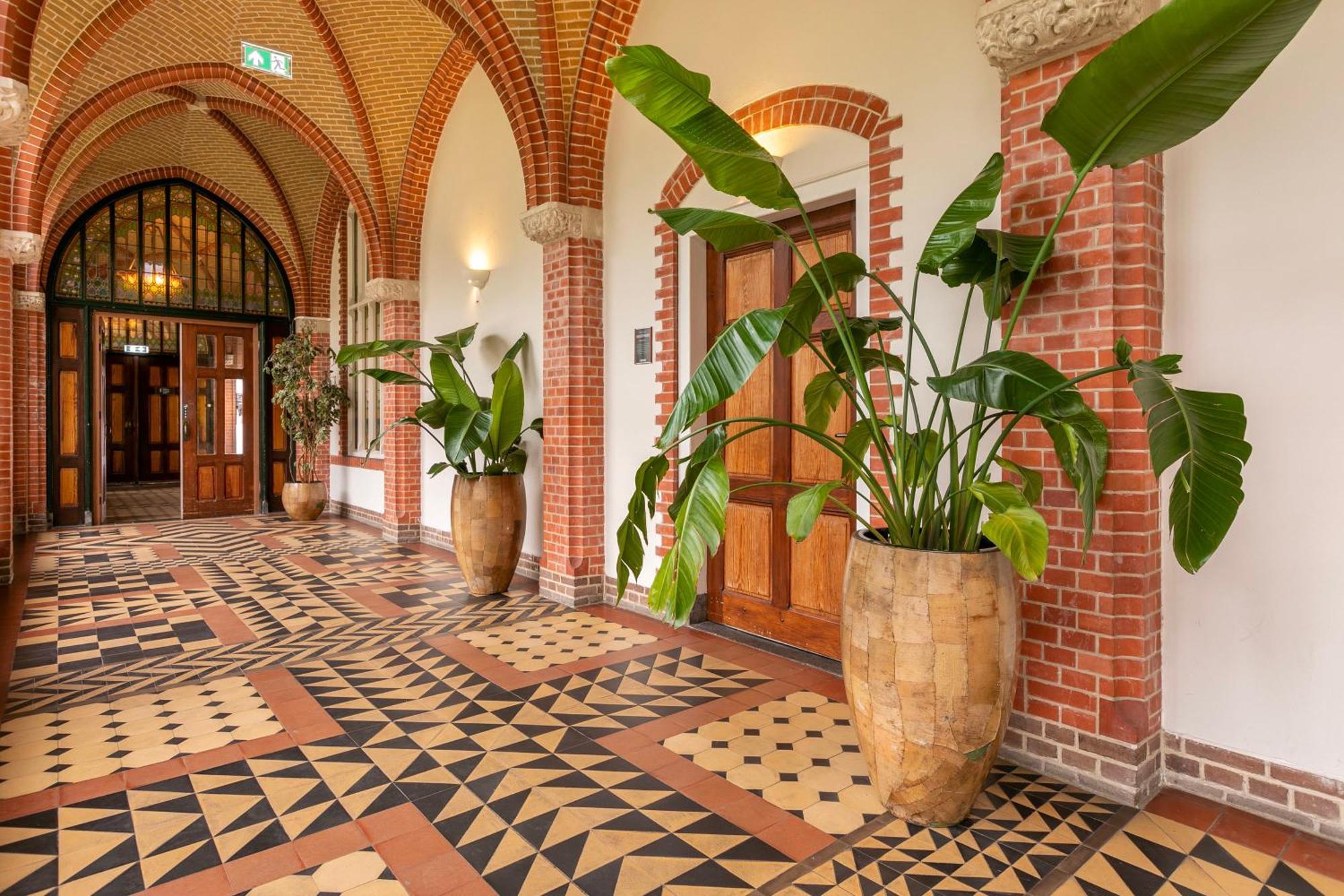 Bovendonk Business- & Eventlocatie Hoeven Экстерьер фото